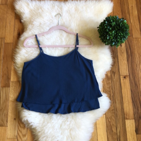 LULU’S blue ruffle copped tank. Size M - Picture 2 of 11